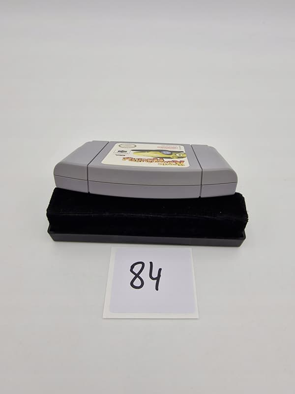 NINTENDO 64 BEETLE ADVENTURE RACING CARDBOARD BOX