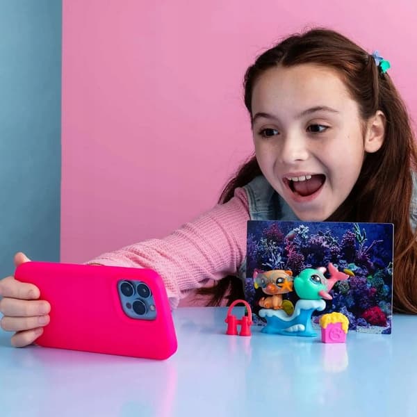 Littlest Pet Shop Shell-Fie Fun SET + Virtual Code: FIGURINES and ACCESSORIES