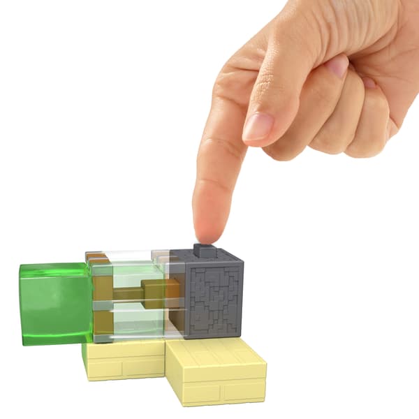 Minecraft Set with a trap and a figure
