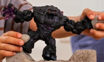 STONE SHADOW MONSTER FIGURINE WITH MOVING JAW BY ELDRADOR, 23 CM