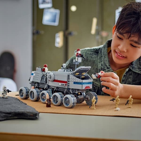 LEGO Star Wars 75413 Republic Juggernaut Tank