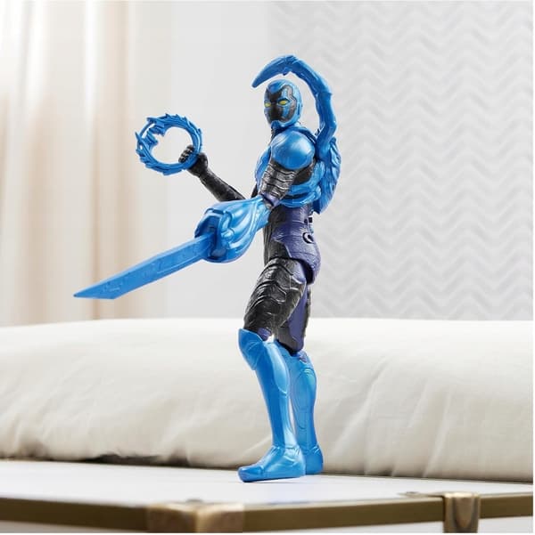 DC Blue Beetle Battle Mode 31cm Action Figure – Interactive, Lights and Sounds – Ages 4+