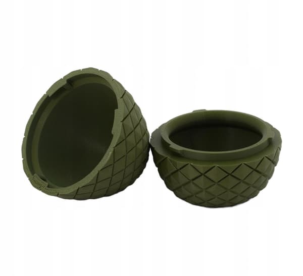 Sani figurine, Medium egg with a miniature octopus, 67 × 85 mm, Dark green