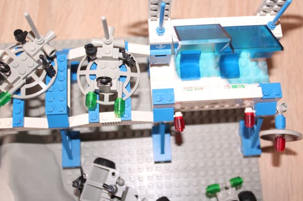 LEGO SPACE CLASSIC 6930-2 INSTRUCTION MANUAL: Space Supply Station SET