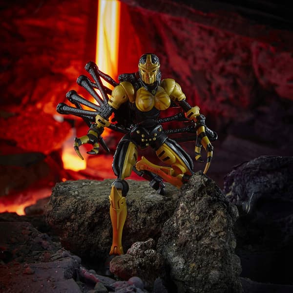 Transformers Kingdom WFC-K5 Blackarachnia Figure