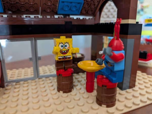 Lego 3825 SpongeBob’s Krusty Krab with Box