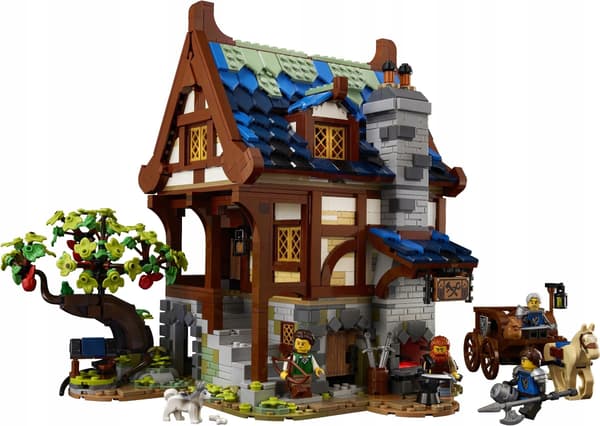 LEGO Ideas 21325 Medieval Blacksmith’s Shop