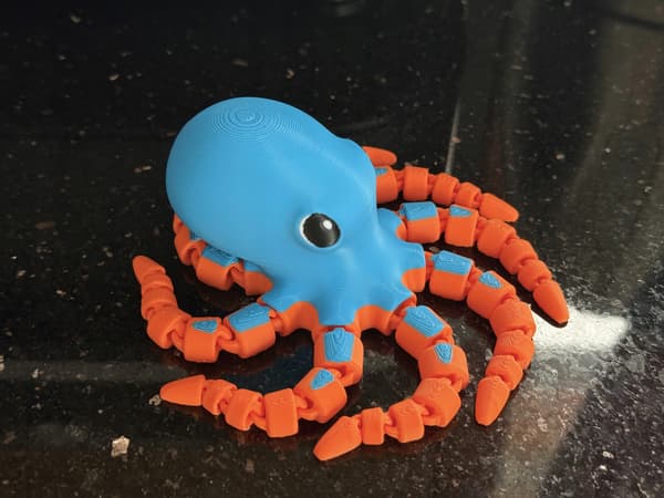 3D segmented octopus, movable figurine with 8 flexible tentacles, toy