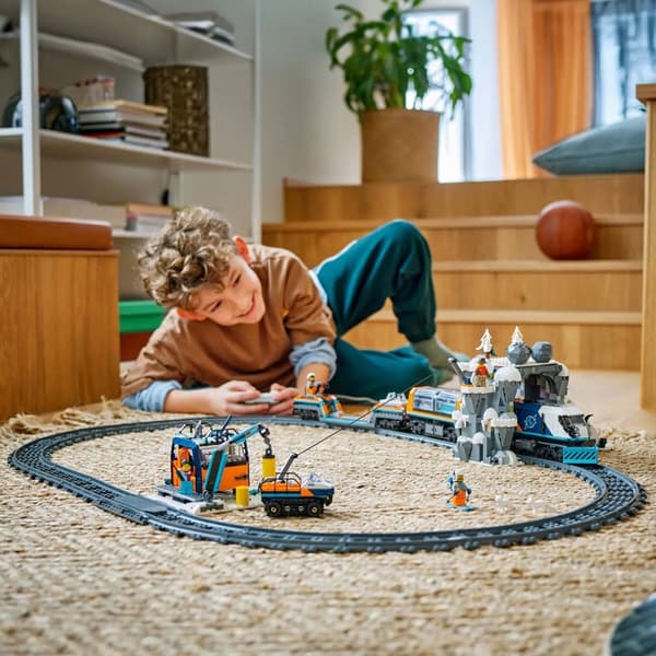 LEGO City 60470 Arctic Explorers’ Polar Express