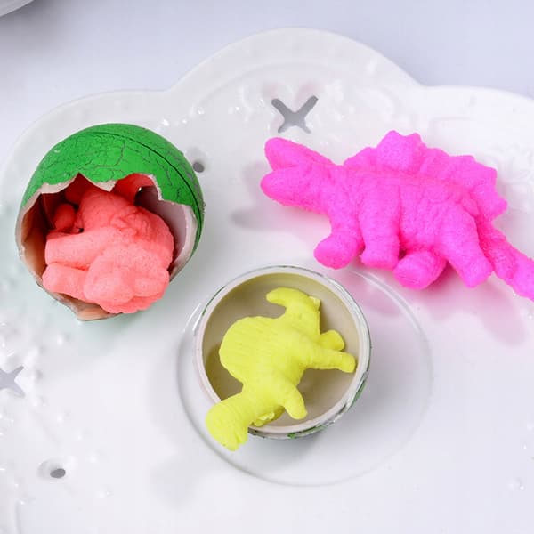 12x MAGICAL EGG – HATCHING DINOSAUR SURPRISE THAT GROWS IN WATER