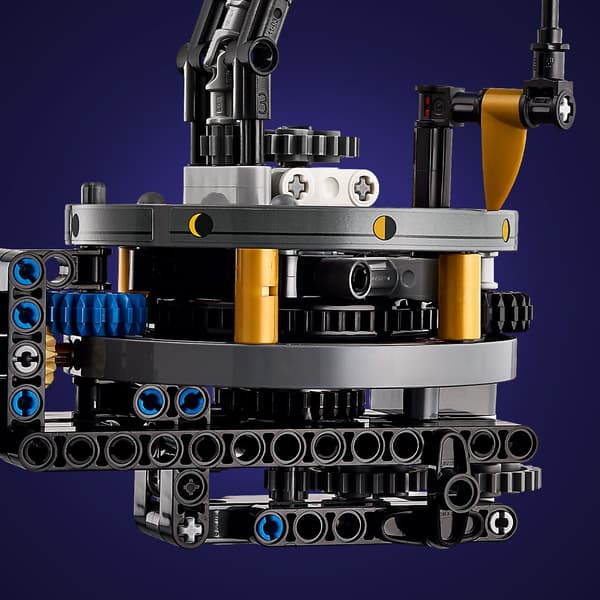 LEGO Technic 42179 Planet Earth and the Moon in Orbit