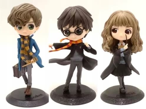 Harry Potter figurine with wand, 15 cm