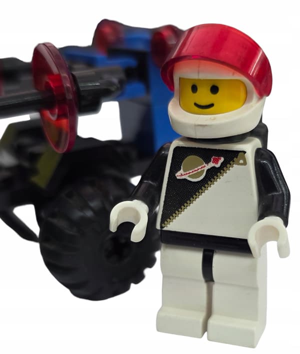 LEGO Space Police I 6831 Message Decoder from 1989