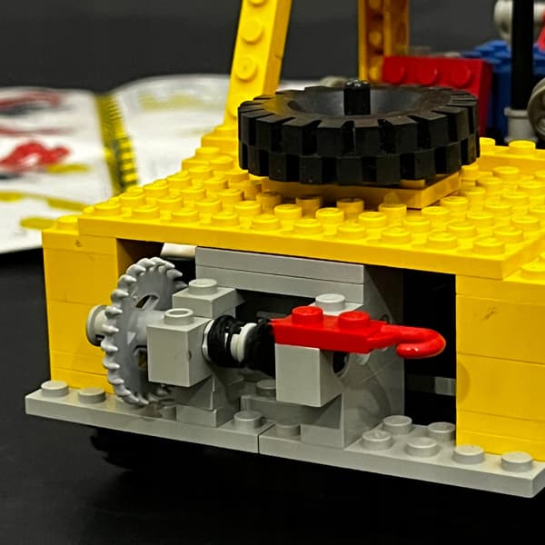 8846 LEGO Tow Truck