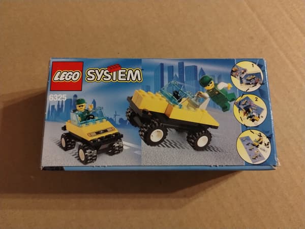 LEGO City 6325 Parcel Collection