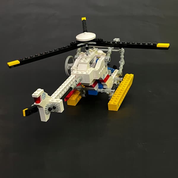8640 LEGO White Helicopter