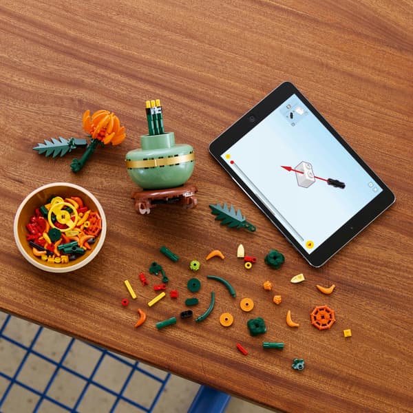 LEGO Botanicals Chrysanthemum 10368