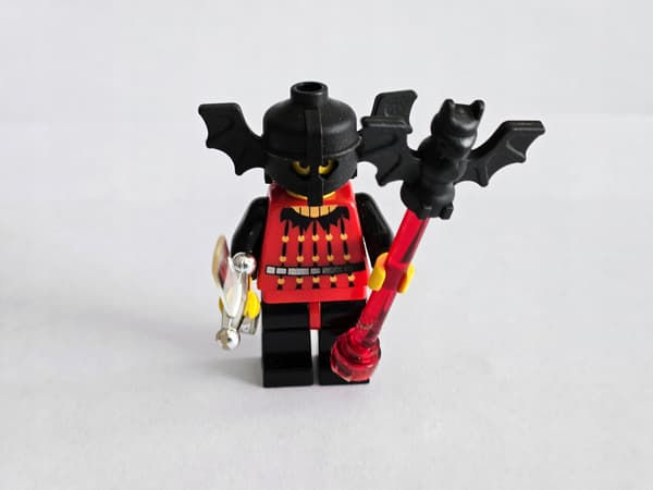 LEGO Minifigure – Bat Lord
