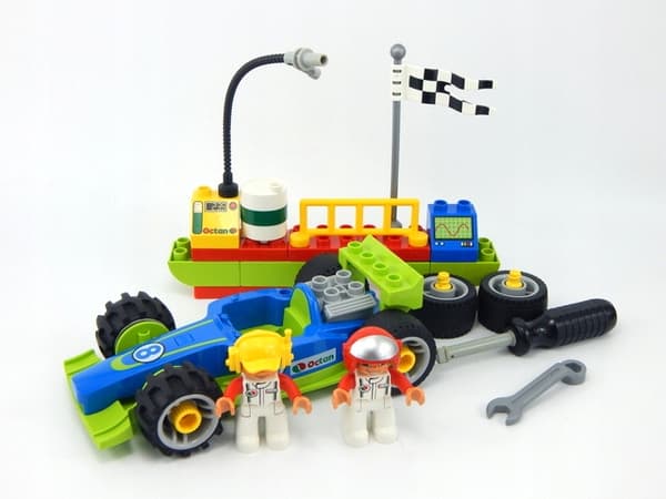 LEGO Duplo 6143 Racing Team