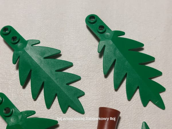 LEGO Palm Tree (2563+2536d) reddish brown + (2566+6148+4032) green