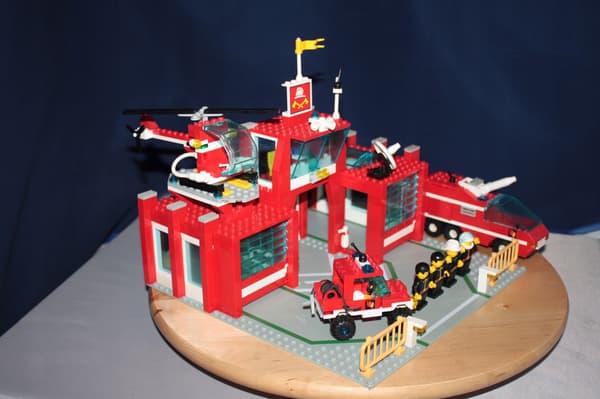 Lego Town 6389 Fire Station