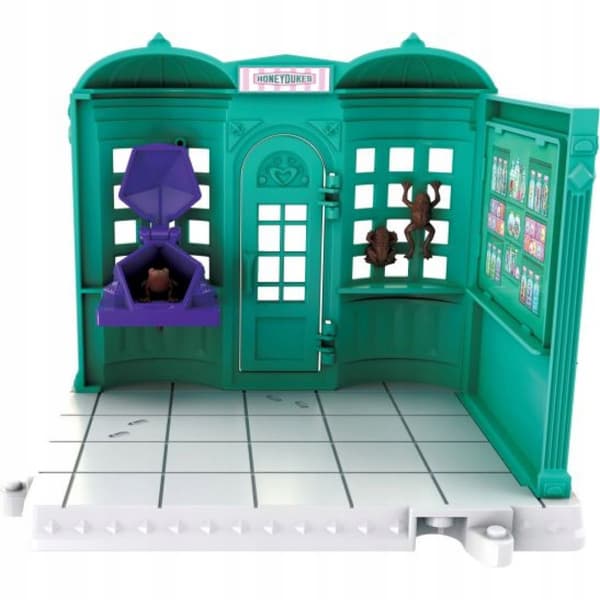Harry Potter Honeydukes Play Set with Figures