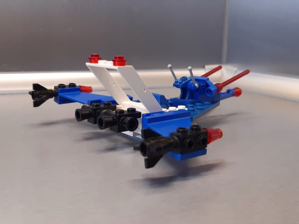 Lego Space 6845 Cosmic Charger (No. 2)