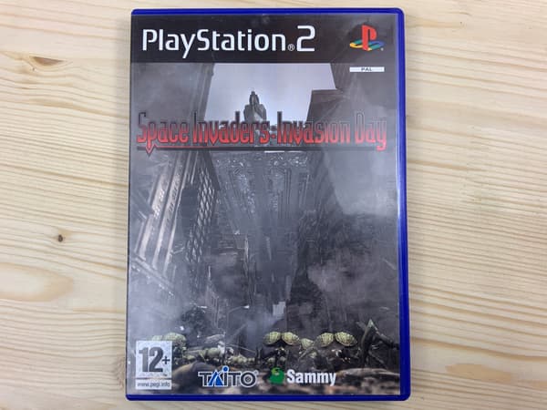 SPACE INVADERS INVASION DAY – PS2 disc, very good+ condition