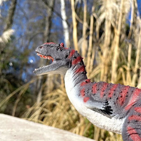 MAJUNGASAURUS DINOSAUR - Safari Ltd. - 100729