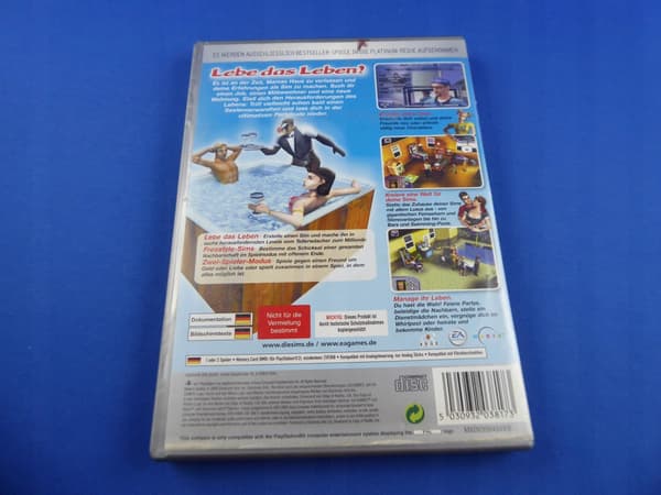 THE SIMS 1 disc, very good+ condition, complete PS2 set