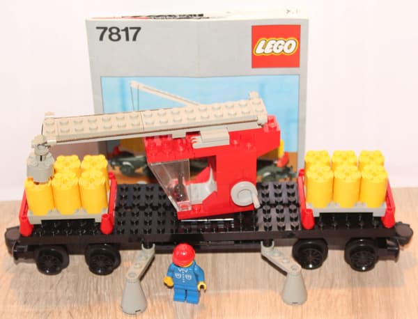 LEGO CITY TOWN CLASSIC TRAIN 7817 WITH INSTRUCTIONS: CRANE WAGON SET