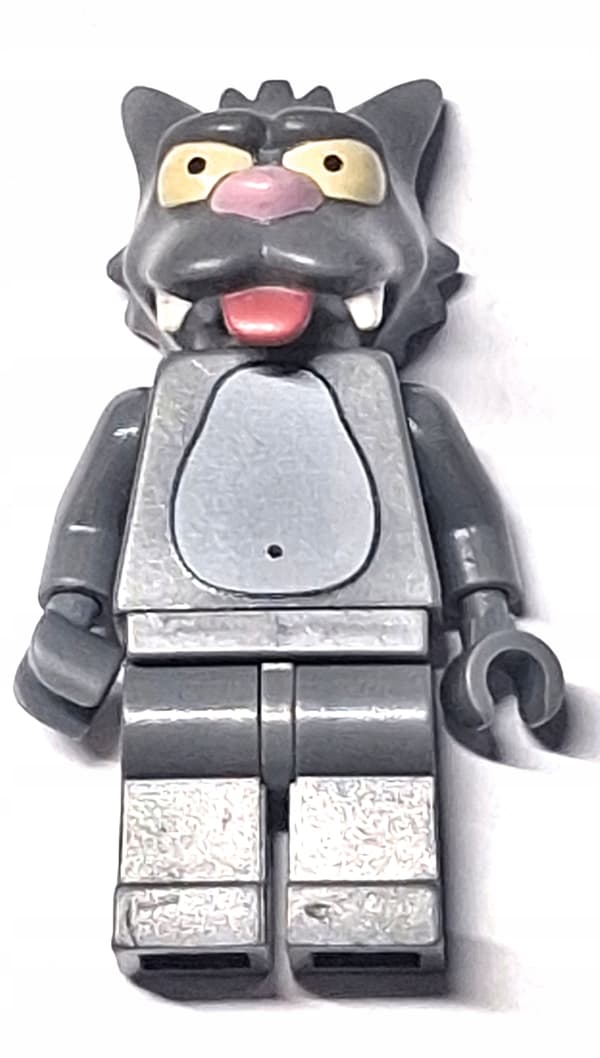 013Y3 LEGO werewolf figure scratch sim020