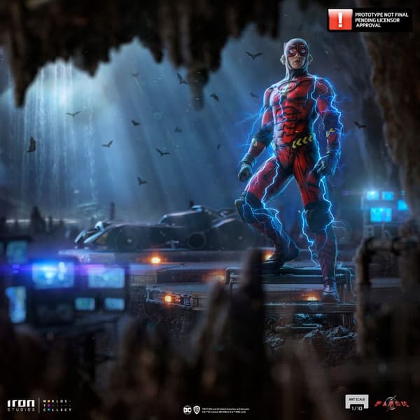 IRON STUDIOS THE FLASH MOVIE – FLASH ALTERNATE VERSION STATUE, 1/1 SCALE