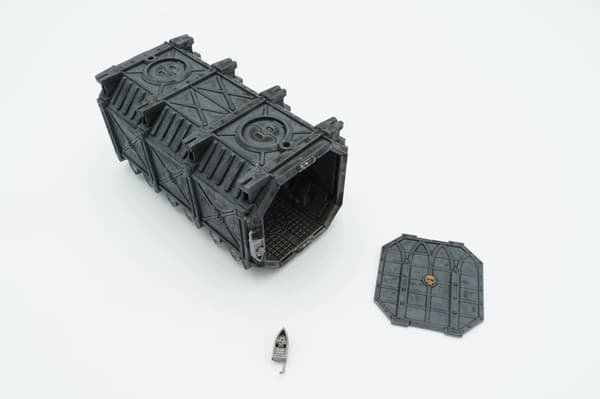Warhammer 40k Munitorum Armoured Container – plastic terrain piece