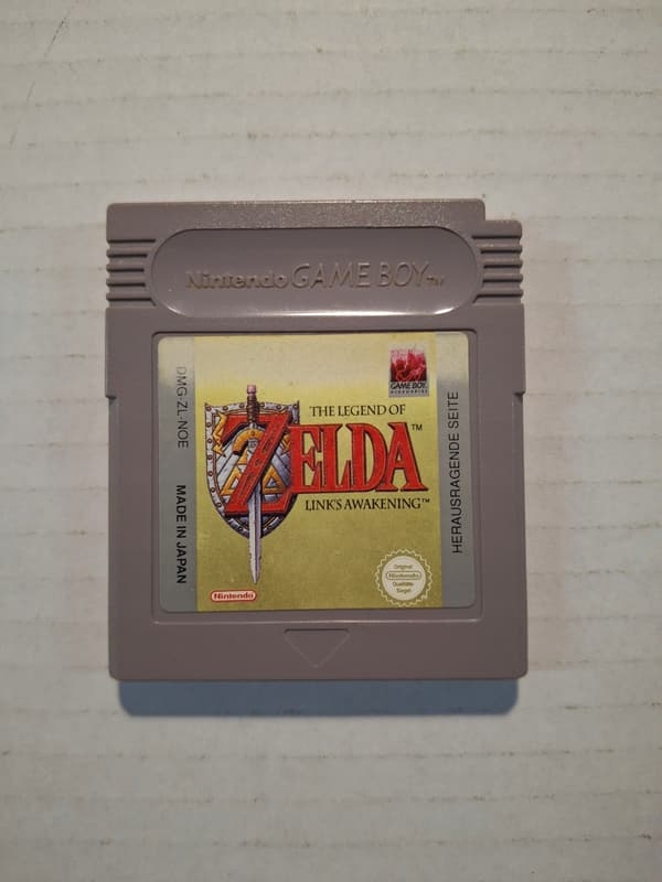 Zelda: Link's Awakening (DE) (GB) Nintendo Game Boy Condition: BDB