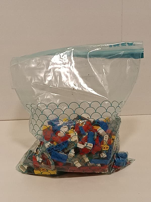 Lego bricks – Set / Various / Assorted