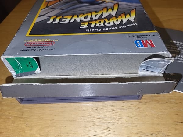 MARBLE MADNESS – NINTENDO NES PAL COMPLETE SET + PROTECTOR