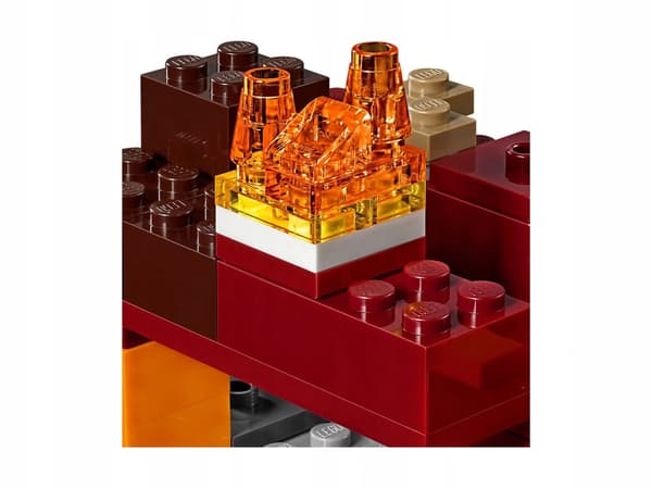 LEGO Minecraft 21139 Battle in the Nether