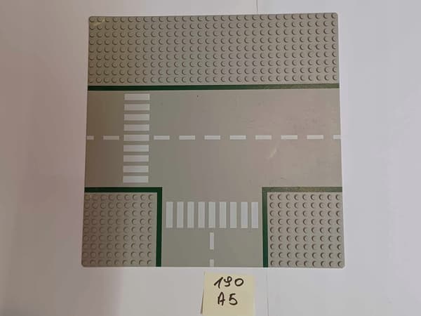 190A5. LEGO thin building plate, 32x32, damaged 2360
