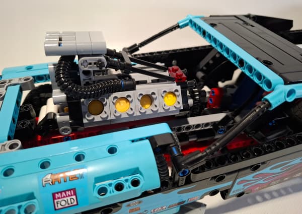 LEGO Technic: 42050 – Dragster