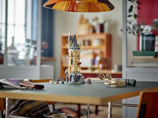 LEGO Harry Potter: Hogwarts Owlery 76430