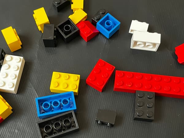 7-2 LEGO Universal Building Set