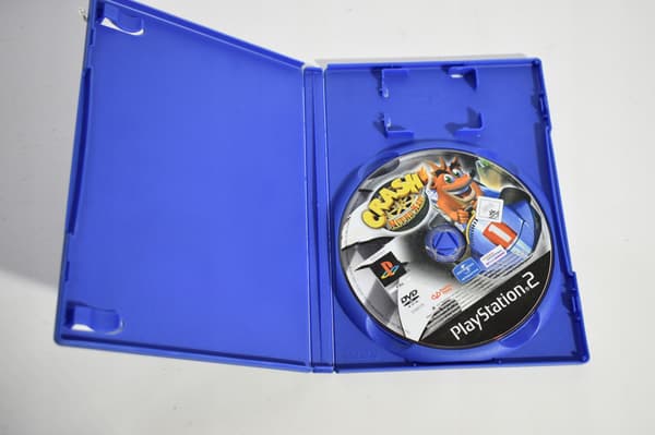 PS2 GAME: CRASH NITRO KART *HEAVILY SCRATCHED*