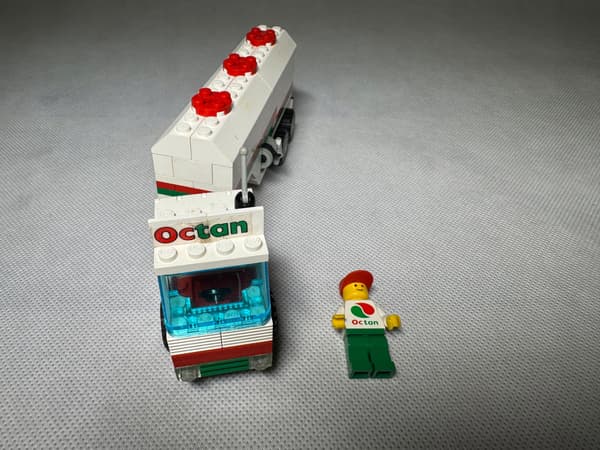 LEGO TOWN 6594 Gas Transit