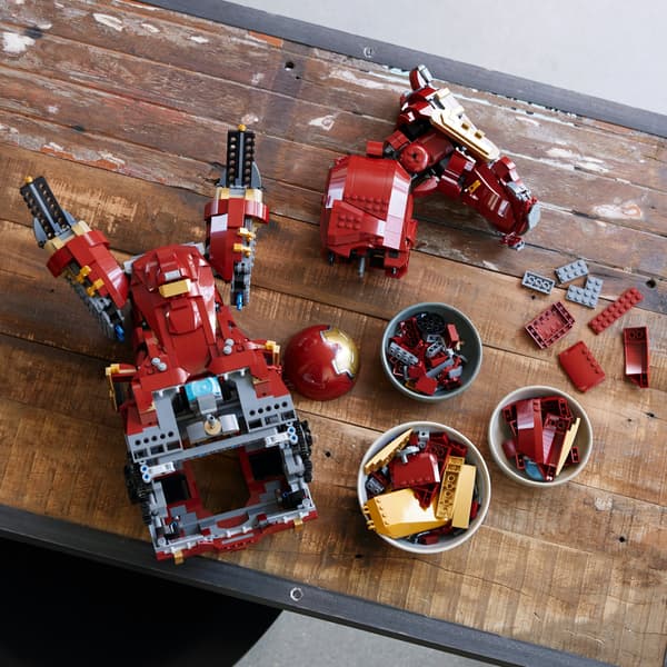 LEGO Marvel Hulkbuster Set 76210