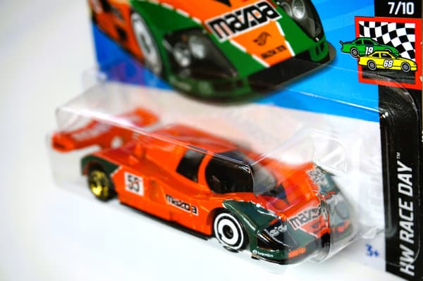 HOT WHEELS MAZDA 787B SPRING-DRIVE CAR
