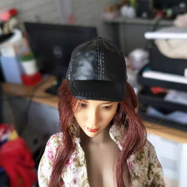 Hat with 1/6 scale action figure – Realistic rubber Duckbill Hat, Black