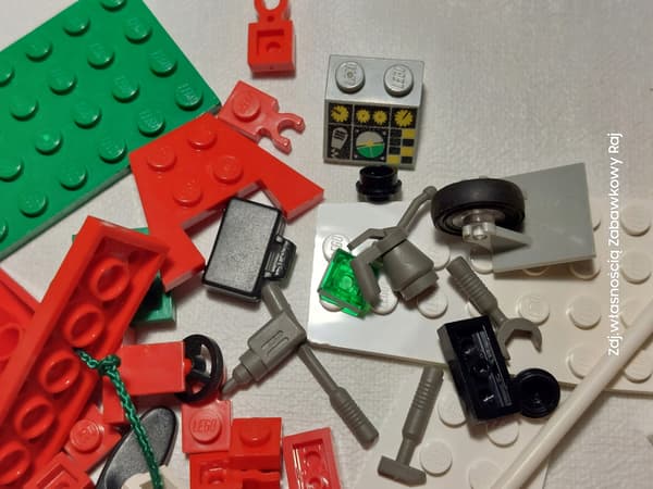 LEGO 1808 Light Aircraft and Ground Support