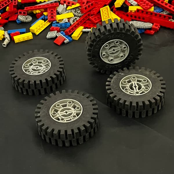 853 LEGO Large Car