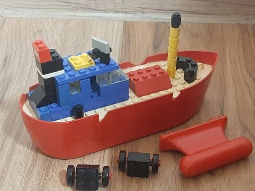 LEGO 310-3 – 1973 – ONE-OF-A-KIND.